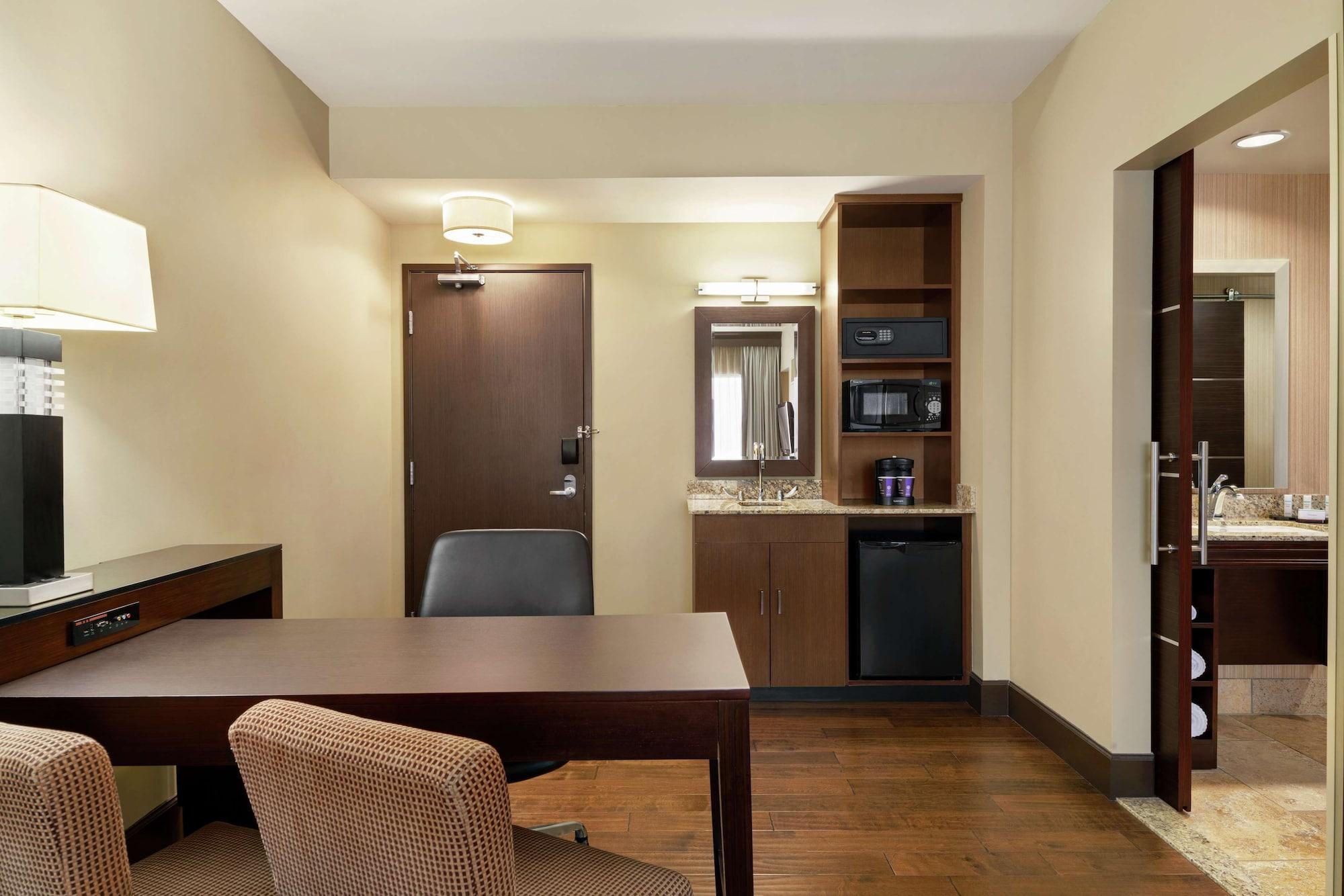 Embassy By Hilton Salt Lake 4*